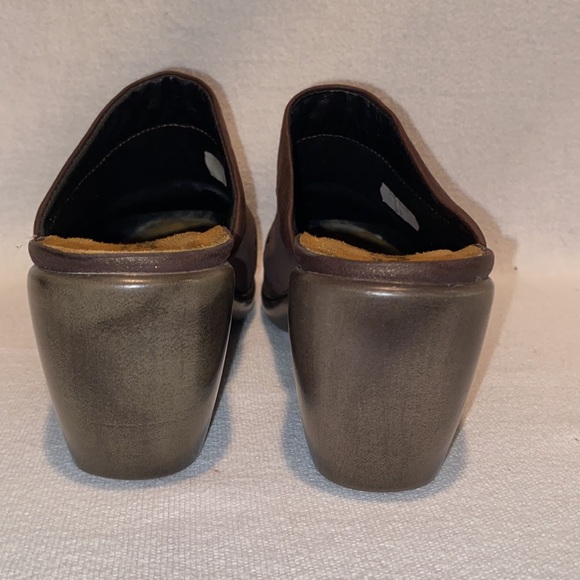 Naot women’s brown leather healed slip on clogs size 9 - Picture 3 of 7